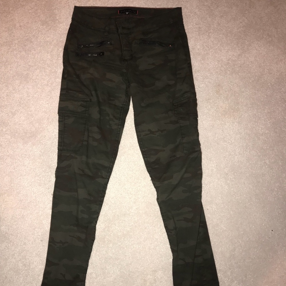 sanctuary camo pants